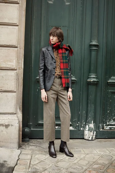 Look 44